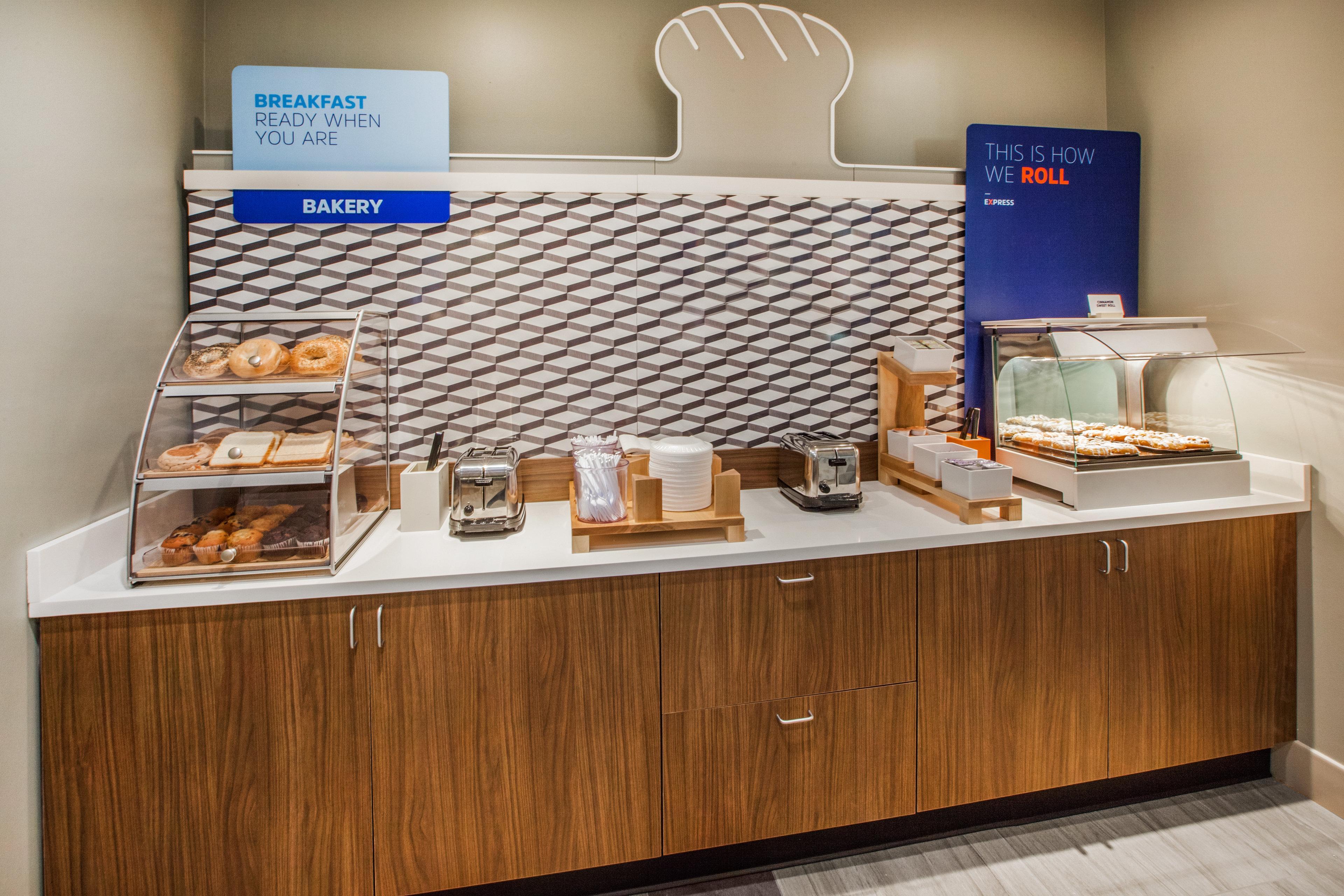 Holiday Inn Express & Suites - Cincinnati Ne - Red Bank Road By Ihg Extérieur photo